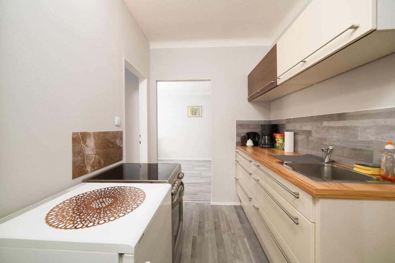 Apartamento Brand-new 2bd Close To Shopping Street In Schonbrunn Viena