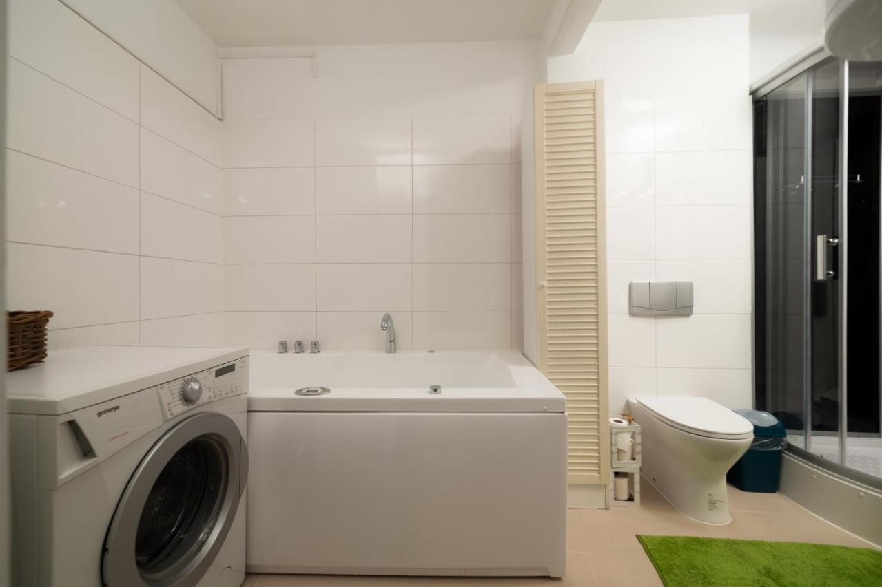 Apartamento Brand-new 2bd Close To Shopping Street In Schonbrunn *