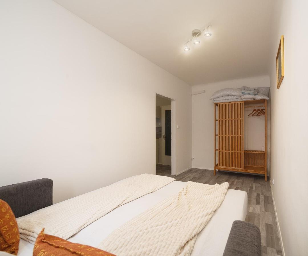 Brand-new 2bd Close To Shopping Street In Schonbrunn Apartamento